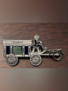 Retro Disney Official Pin Trading The Haunted Mansion Ezra & Ghost Hearse